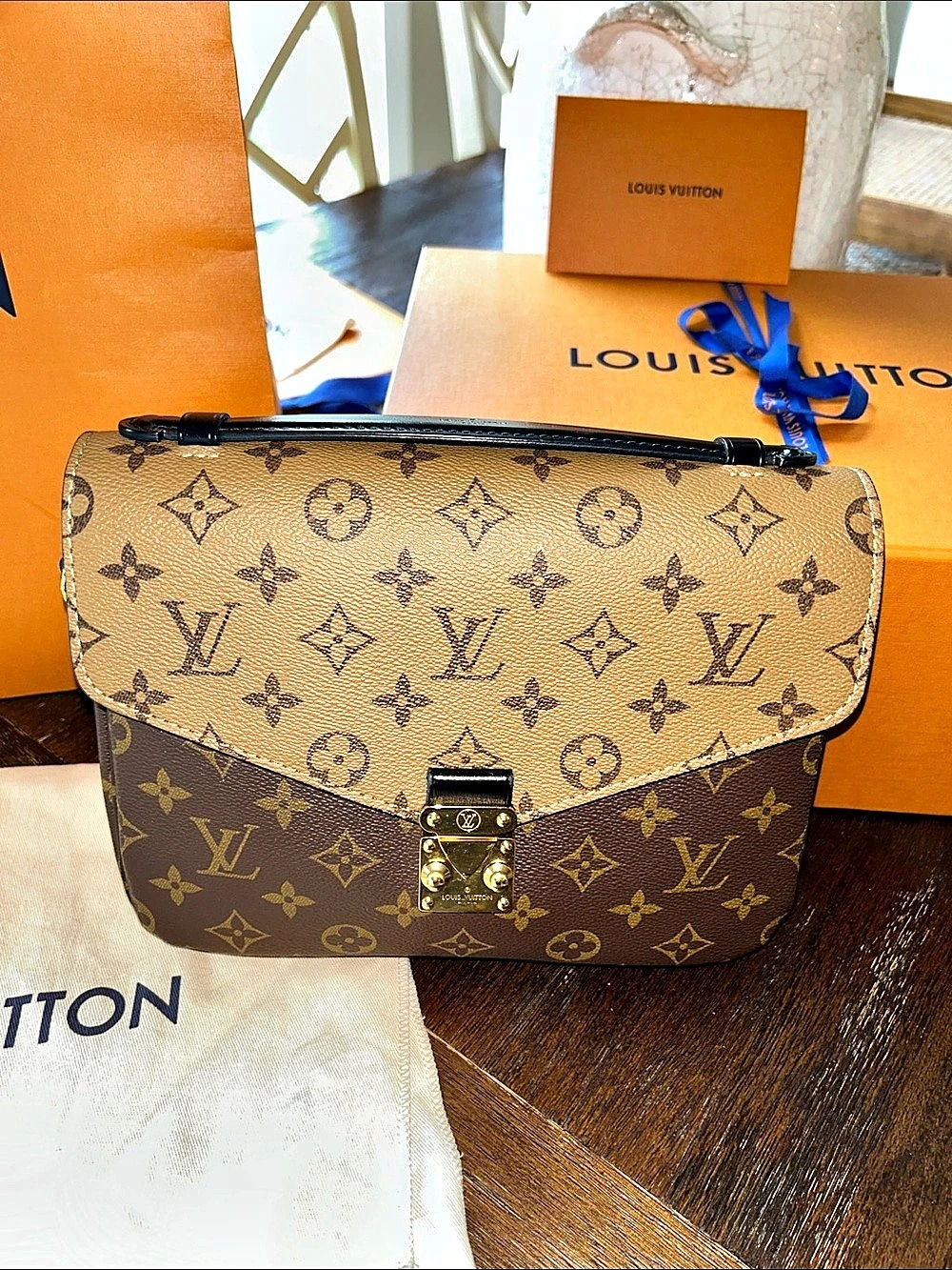 Louis Vuitton Pochette Métis Monogram Reverse Crossbody Brown & Tan